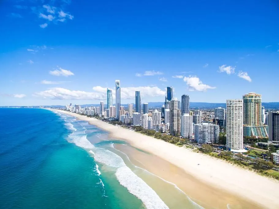 Hilton Surfers - 4Bd Large Beach Views Gold Coast