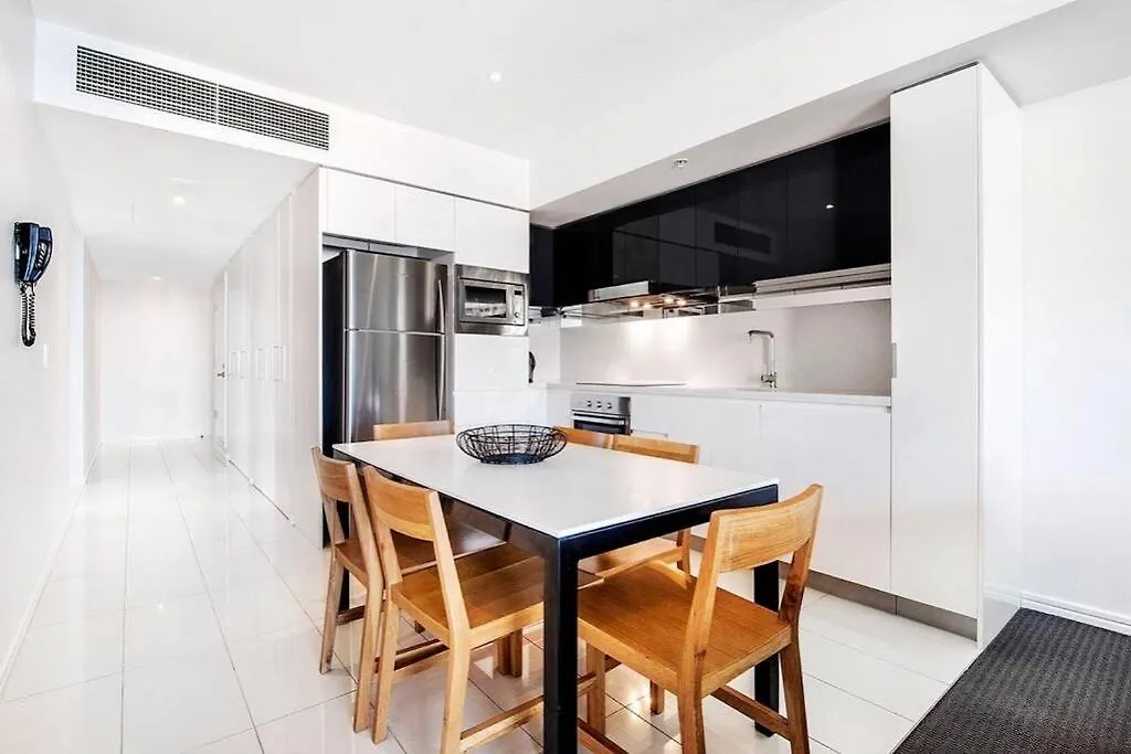 Hilton Surfers - 4Bd Large Beach Views Gold Coast 0*,